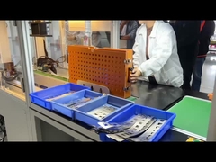 Lithium battery eight axis double-sided spot welding machine